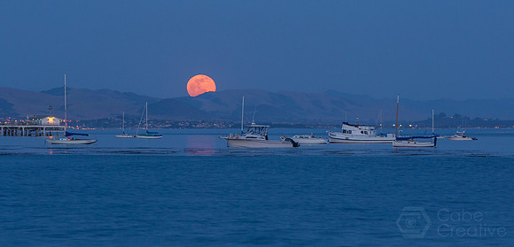 Full Moon Rising - Avila
