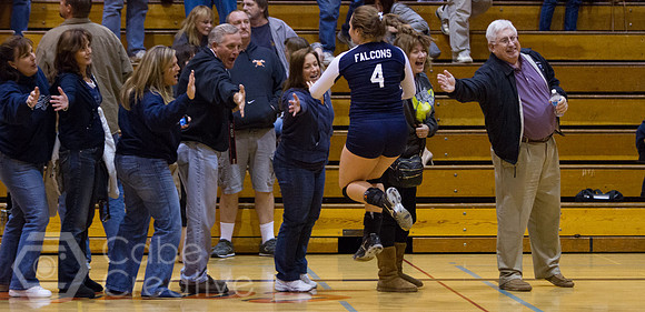 no0812bcSYvolleyball-6